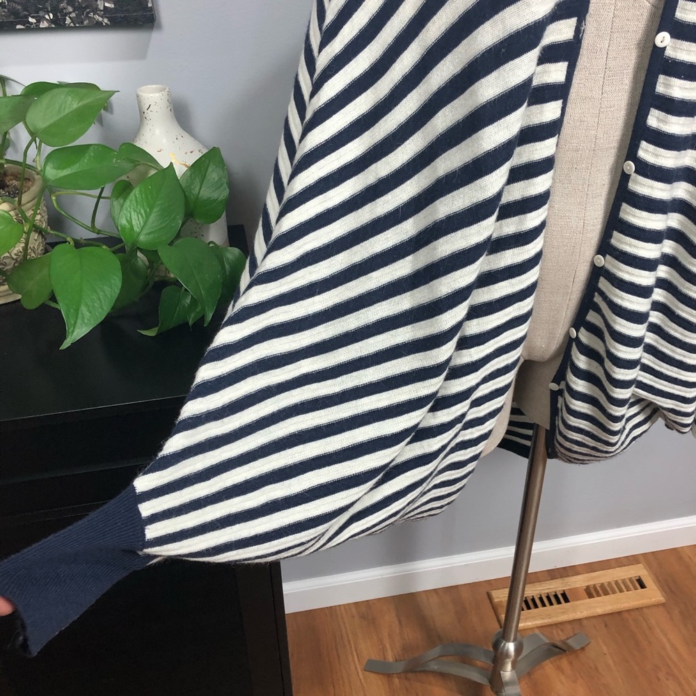 3/25 SALE  Stella & Jamie striped dolman sleeve cardigan - Picture 2 of 8